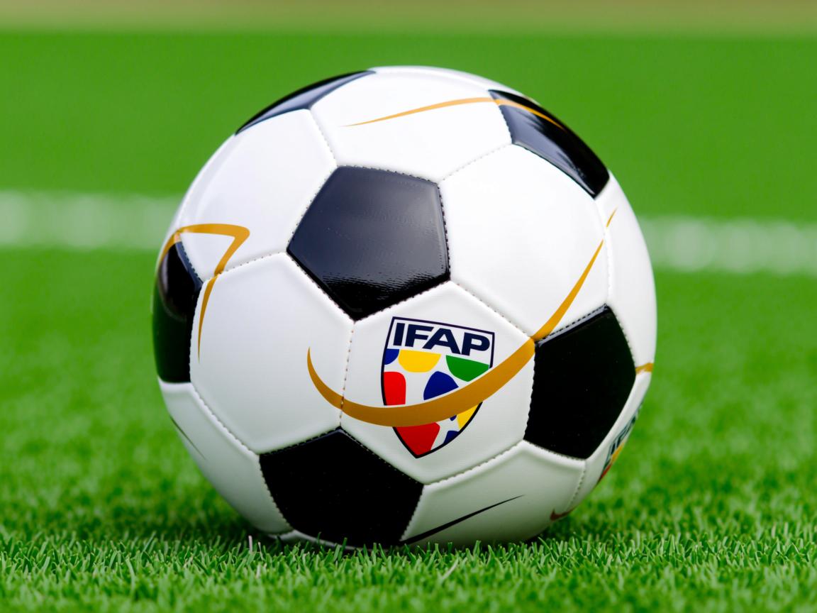 九游网页版入口-“水上救生:三叉湖游泳馆上演紧张刺激的竞技救援” 第3张